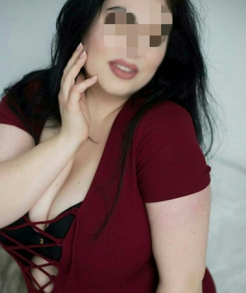 Со мной ты ощутишь все радости и наслаждения, которые только можешь представить. ✨
Мои услуги разнообразны: от нежной классики до горячего экстрима. Я умею находить общий язык с мужчинами, их желаниями и фантазиями. Мои возможности воплотят в реальность самые необычные и сладкие сны.
Фото в моем профиле - это только небольшая часть моей красоты. Встреча со мной будет незабываемой и оставит лучшие воспоминания. Мое тело создано для наслаждения и прикосновений, а мои нежные руки и губы позаботятся о твоем удовольствии.
Отзывы моих клиентов говорят о моей восхитительной работе и профессионализме. Если ты хочешь окунуться в мир страсти и безудержного наслаждения, то я - идеальный выбор.
💋 Живя в Москве, я легко доступна для встречи. Раскройся со мной и воплощай свои самые сокровенные фантазии. Я буду ждать тебя... 15192, 28 лет