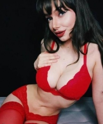 Я живу в Москве и мои услуги доступны для ценителей наслаждения в этом оживленном городе. Позволь мне показать тебе мир настоящего удовольствия, где встречаются страсть и релаксация. Мои возможности огромны, и я готова исполнить все твои сокровенные желания. Открой для себя новые грани наслаждения со мной. Смотри мои фото и читай отзывы – они говорят сами за себя. Жду тебя, чтобы подарить тебе незабываемые моменты и расслабление. 😘💋🔥 4010, 29 лет